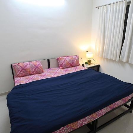 Qualtems Guest House-With Ac Options Bangalore Exterior foto
