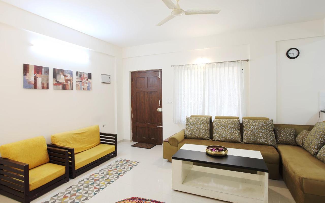 Qualtems Guest House-With Ac Options Bangalore Exterior foto