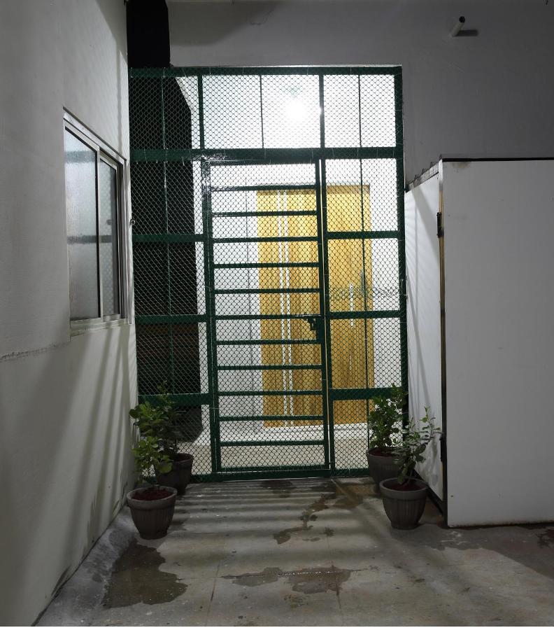 Qualtems Guest House-With Ac Options Bangalore Exterior foto